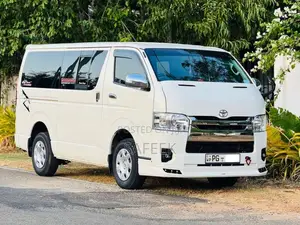 Toyota KDH 201 Super GL 2012 Van (Used)