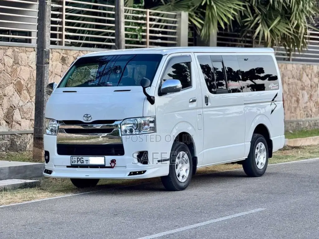 Toyota KDH 201 Super GL 2012 Van (Used)