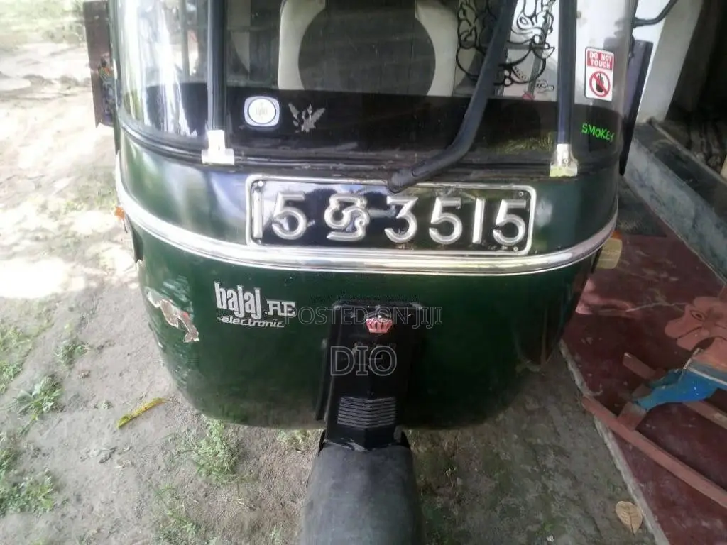 Bajaj 2 Stroke 1995 Three Wheel (Used)