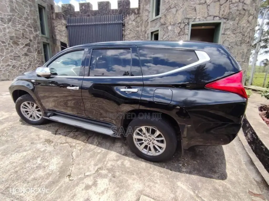 Mitsubishi Montero Sport 2017 SUV (Used)
