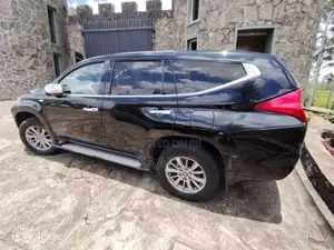Mitsubishi Montero Sport 2017 SUV (Used)
