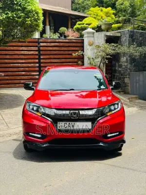 Honda Vezel Rs 2017 SUV (Used)