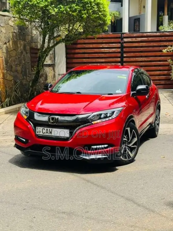 Honda Vezel Rs 2017 SUV (Used)