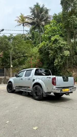 Nissan Navara 2012 Pickup (Used)