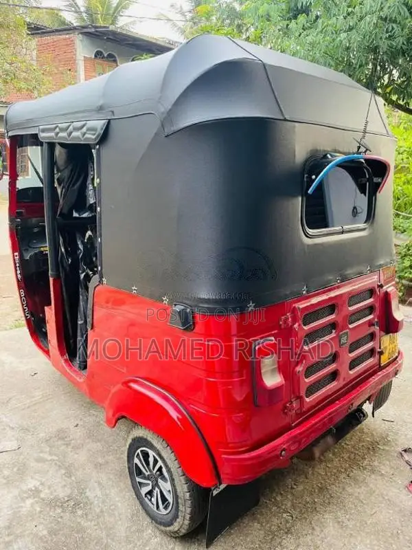 Bajaj 4 Stroke 2019 Three Wheel (Used)