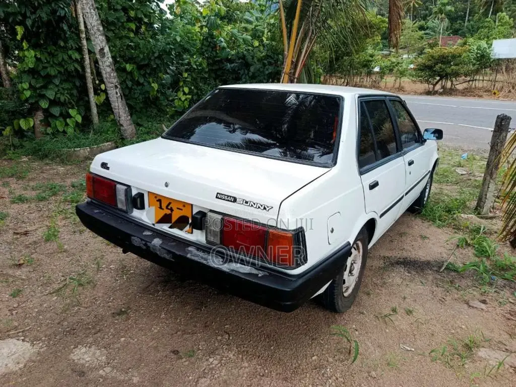 Nissan B11 1984 Car (Used)