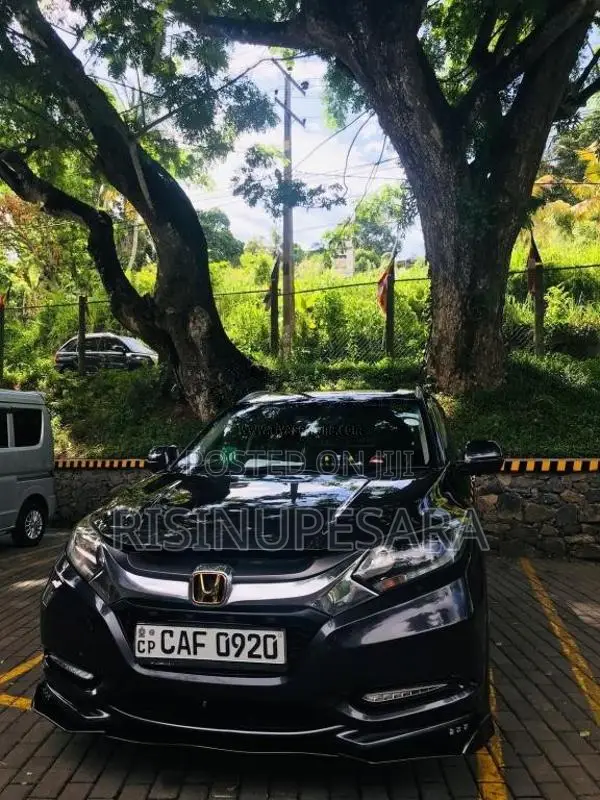 Honda Vezel 2015 SUV (Used)