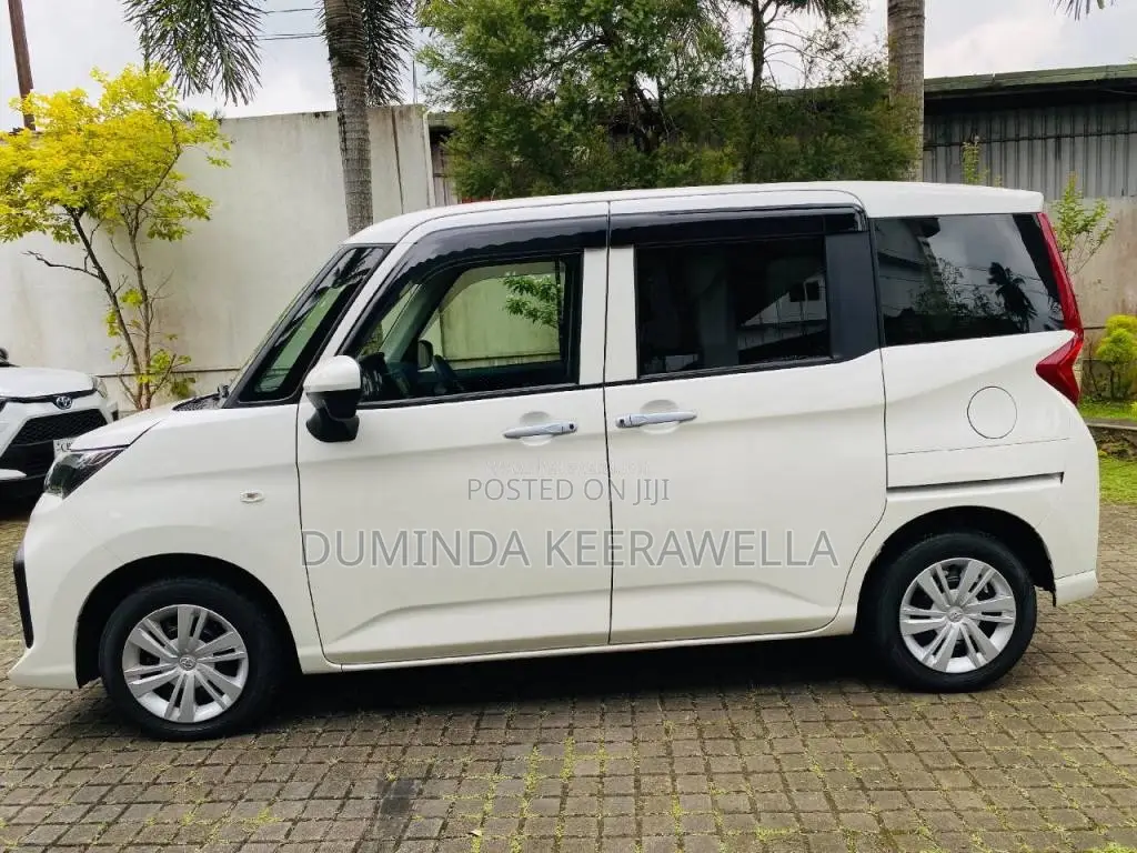 Toyota Roomy X Grade 2023 Car Unregistered (Recondition)