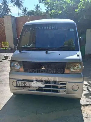 Mitsubishi Minicab 2006 Van (Used)