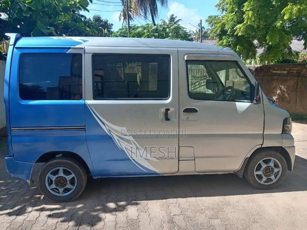 Mitsubishi Minicab 2006 Van (Used)