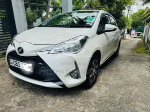 Toyota Vitz 2018 Car (Used)