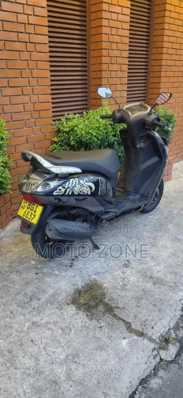 Yamaha Alpha 2017 Motorbike (Used)