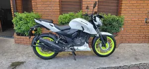 TVS APACHE RTR 200 2017 Motorbike (Used)