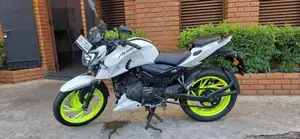 TVS APACHE RTR 200 2017 Motorbike (Used)