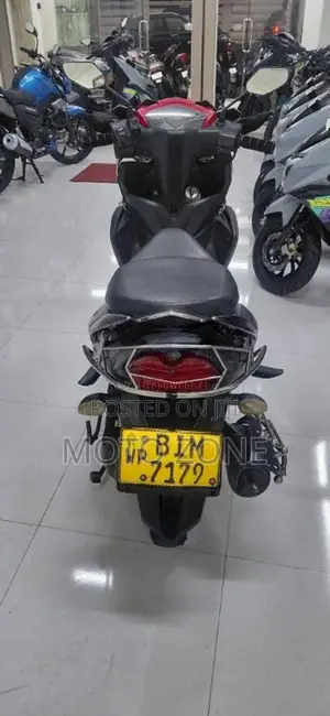 Yamaha STREET RELLY 2019 Motorbike (Used)