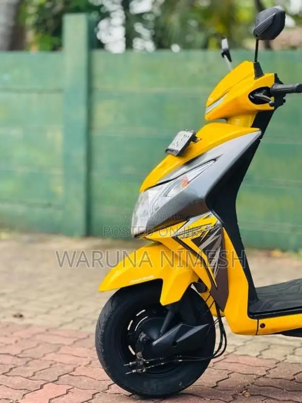 Honda Dio 2018 Motorbike (Used)