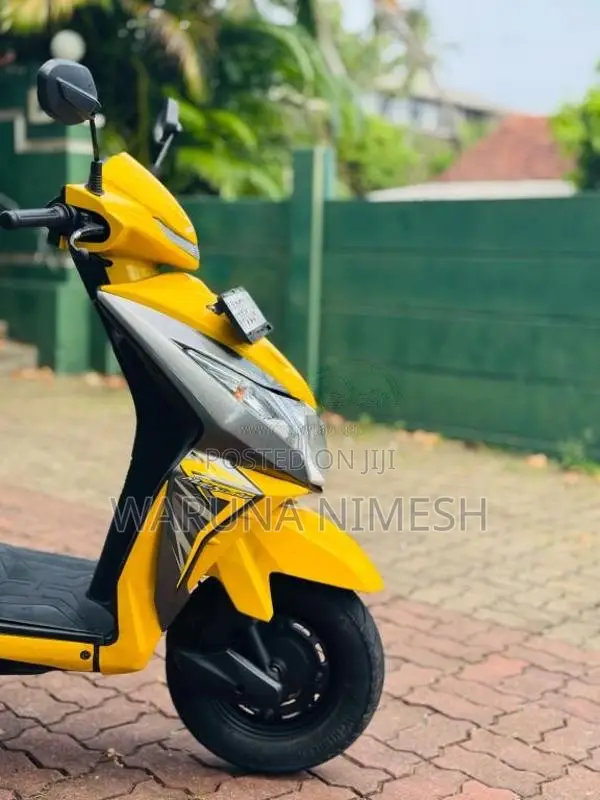 Honda Dio 2018 Motorbike (Used)