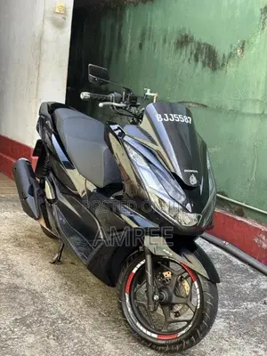 Honda Pcx 160 2024 Motorbike (Used)
