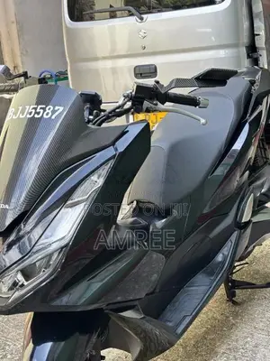 Honda Pcx 160 2024 Motorbike (Used)