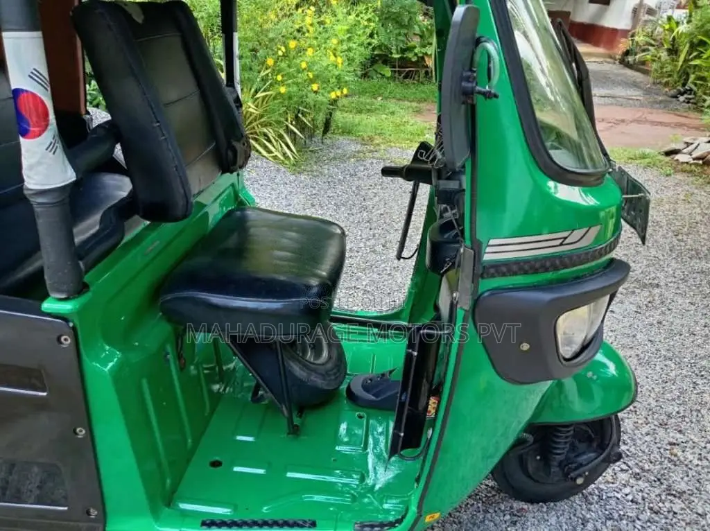 TVS King 2014 Three Wheel (Used)