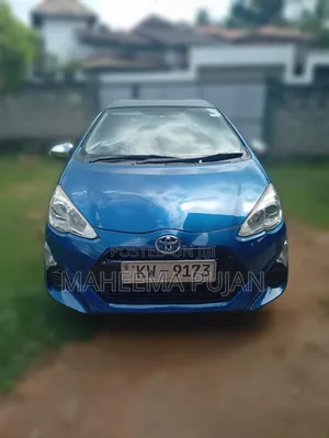 Toyota Aqua 2012 Blue