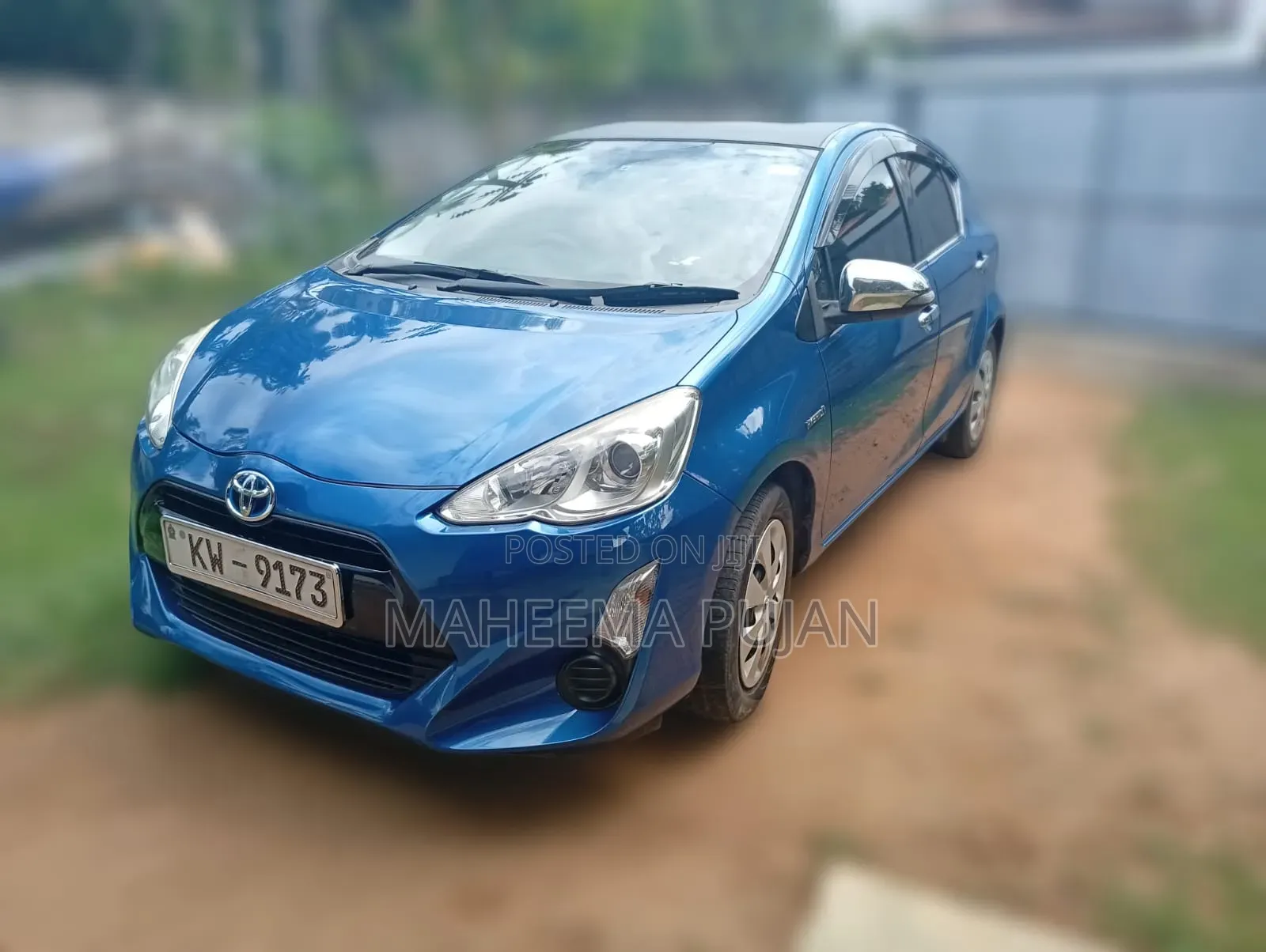 Toyota Aqua 2012 Blue