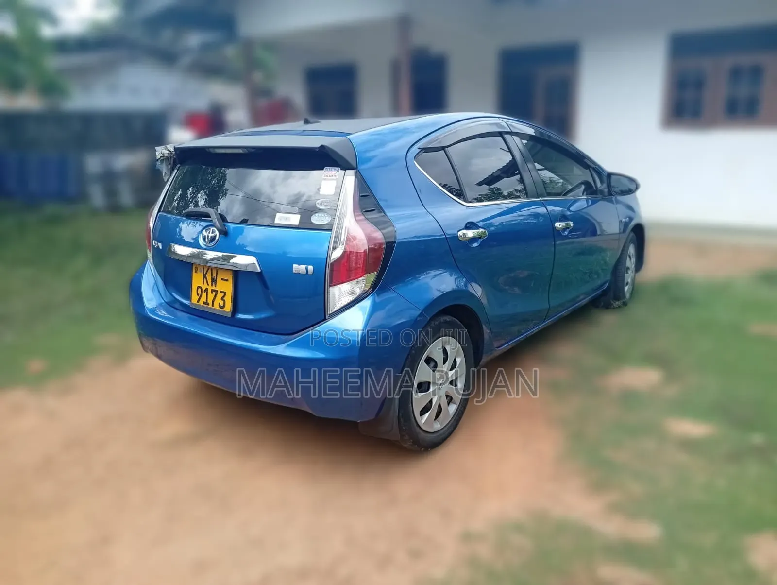 Toyota Aqua 2012 Blue