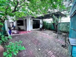House For Sales In Mount Lavinia, Watarappola Road 9 Perch