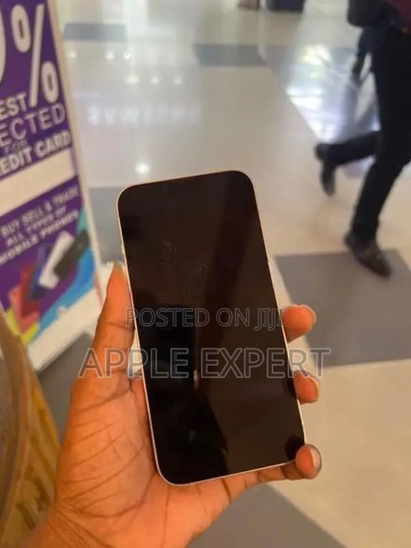 Apple iPhone 14 (Used)