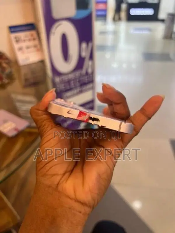 Apple iPhone 14 (Used)