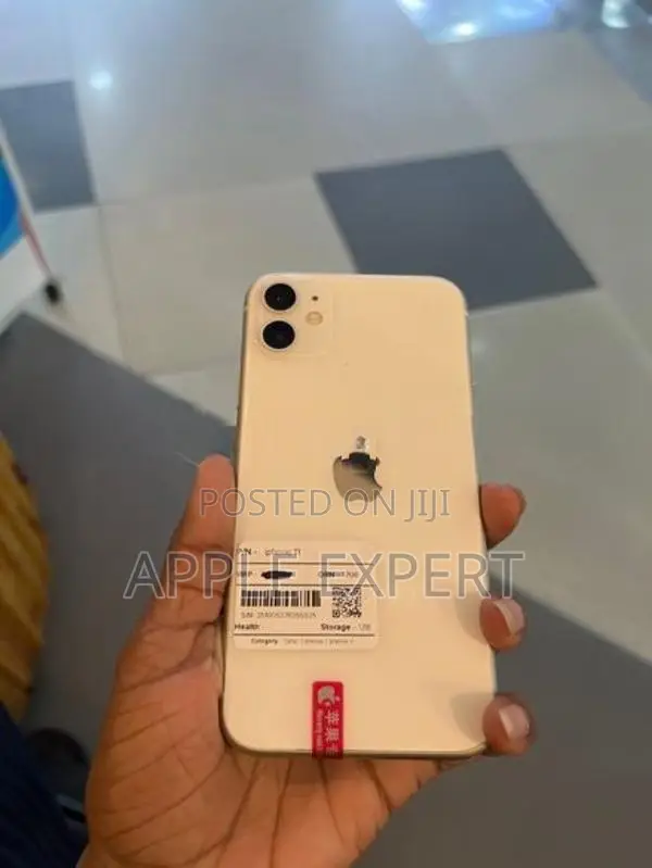 Apple iPhone 11 (Used)