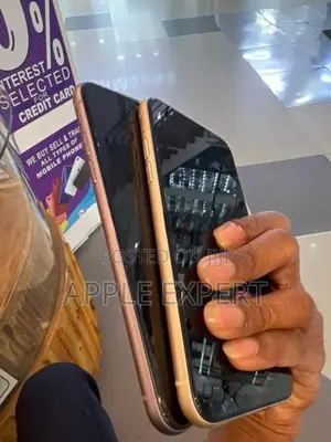 Apple iPhone 11 (Used)