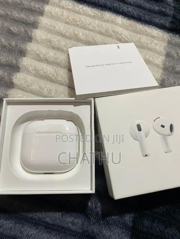 Apple AirPods 4