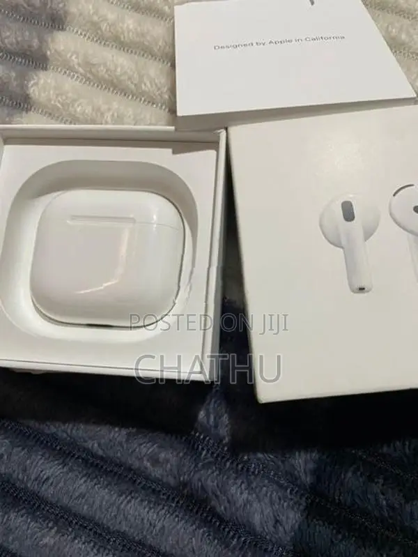 Apple AirPods 4