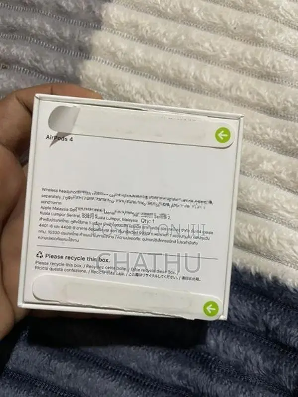 Apple AirPods 4