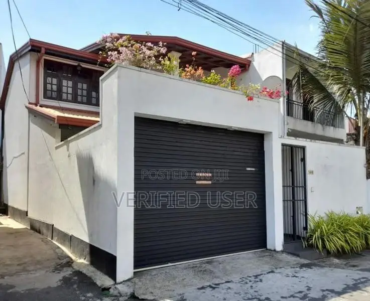 3 Bedroom House for Sale in Kalubowila