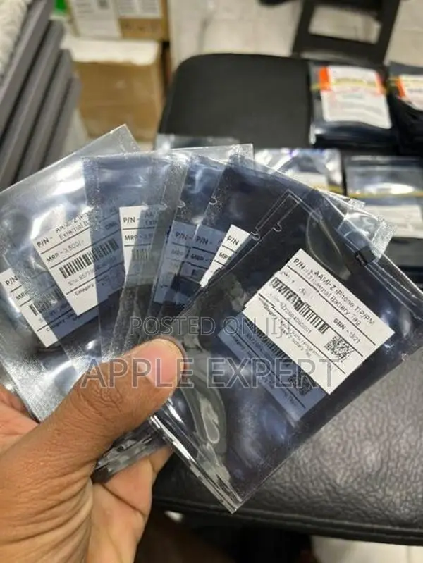 I phone 11 pro/ promax External battery tag