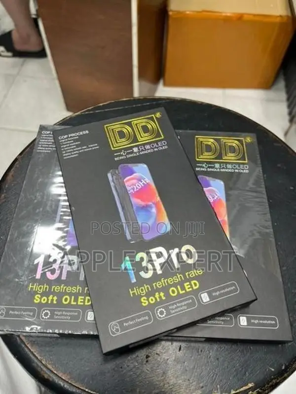 Apple iPhone 13 Pro Display