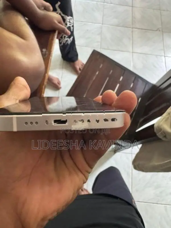 Apple iPhone 13 Rose Gold (Used)