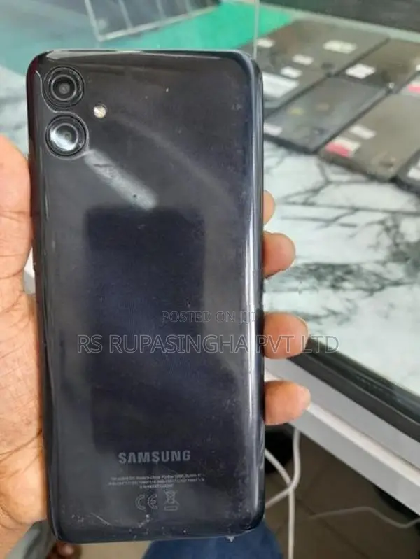 Samsung Galaxy A04e (Used)