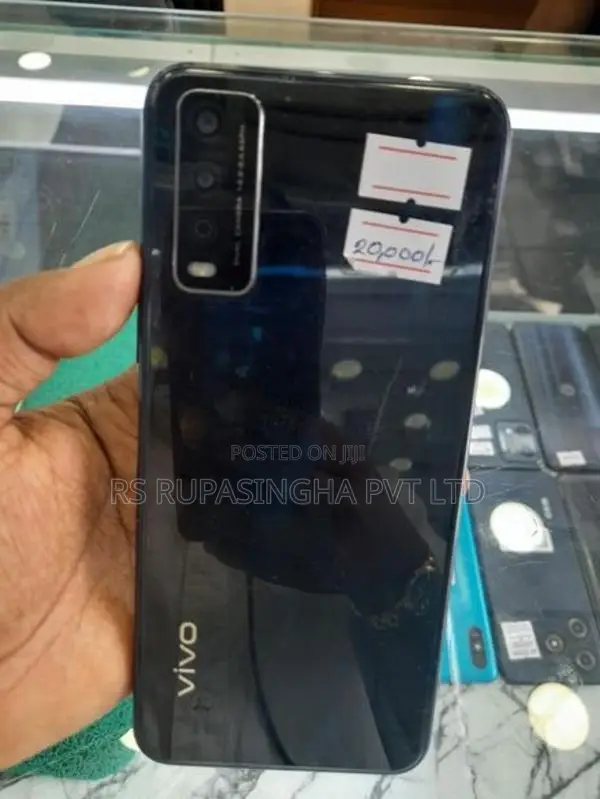 Vivo V20 (Used)