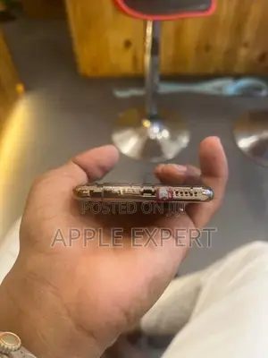 Apple iPhone XS (Used)