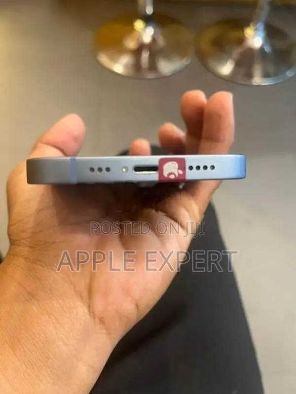 Apple iPhone 14 (Used)