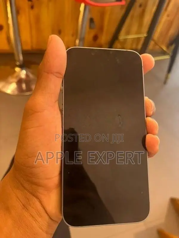 Apple iPhone 14 (Used)