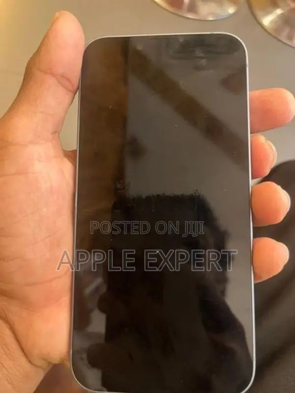 Apple iPhone 14 (Used)
