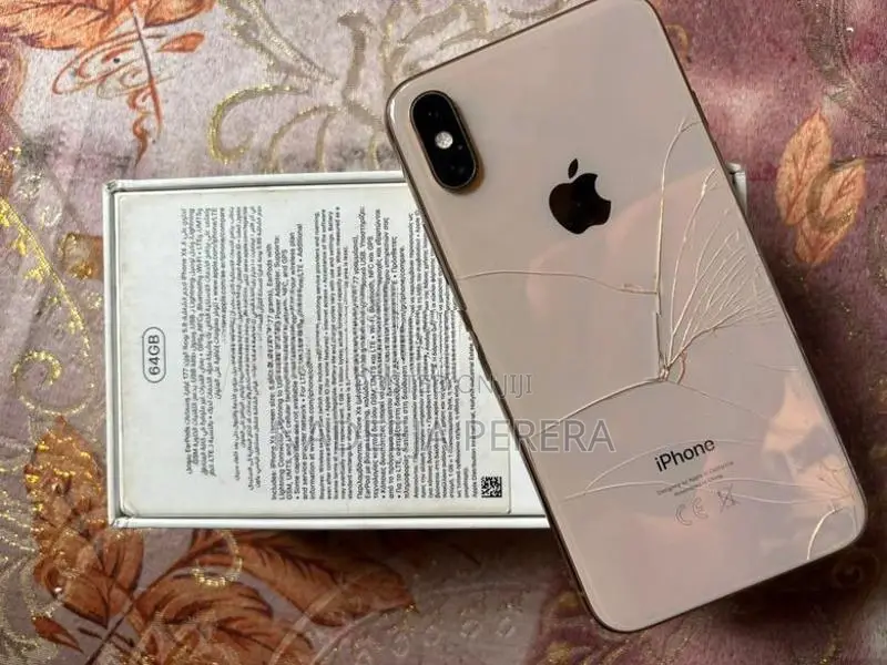Apple iPhone XS (Used)