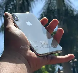 Apple iPhone X (Used)