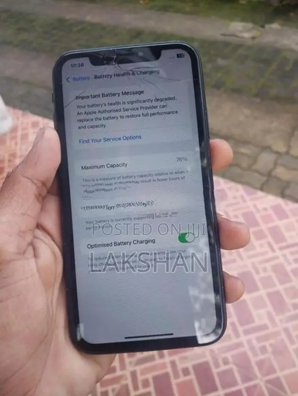 Apple iPhone XR (Used)