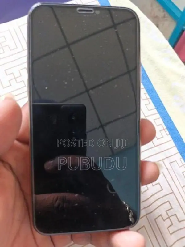 Apple iPhone 11 Pro (Used)