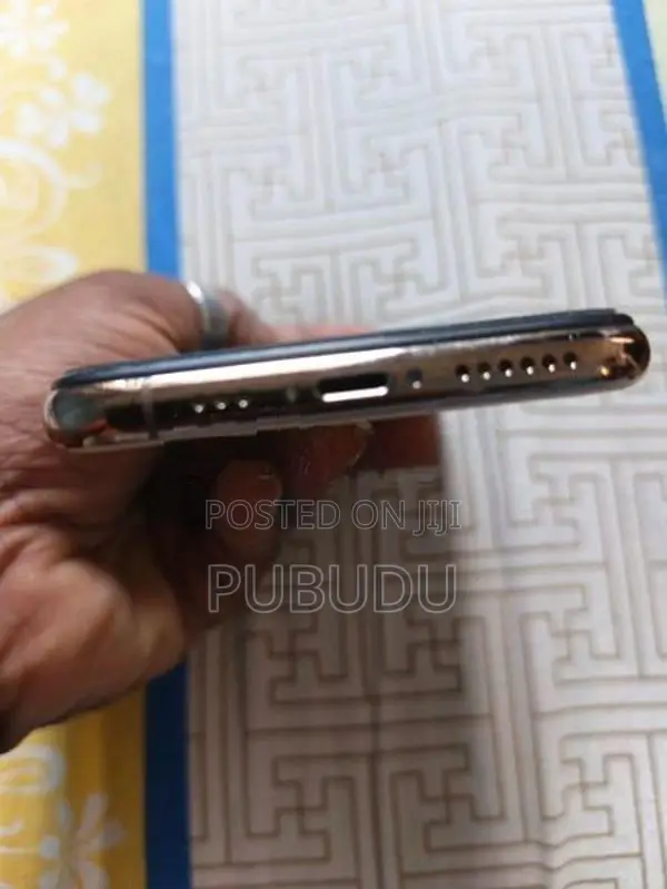 Apple iPhone 11 Pro (Used)